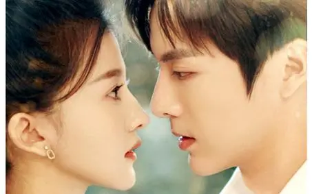 《傅影帝天天想官宣》：当顶流遇上平凡，爱情能否打破次元壁？